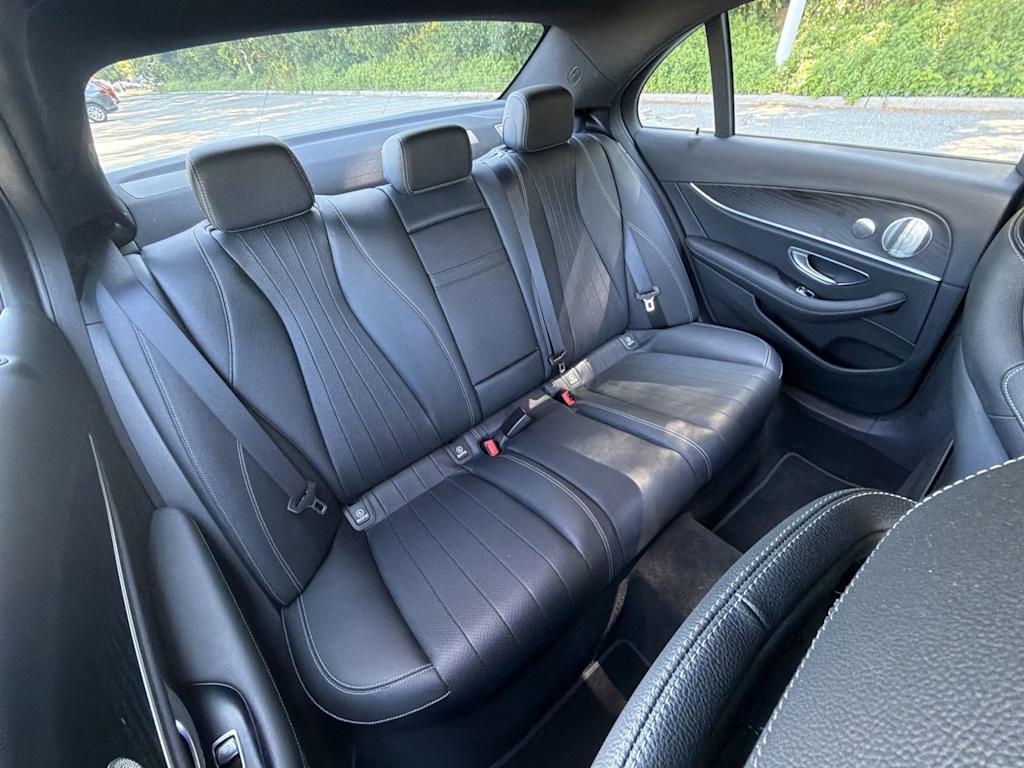 Thumbnail: 2022 Mercedes-Benz E-Class - 24