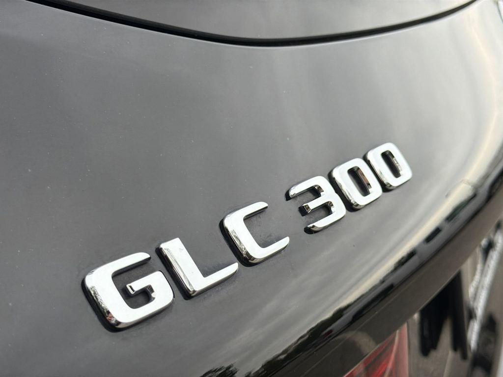 Thumbnail: 2020 Mercedes-Benz GLC - 7