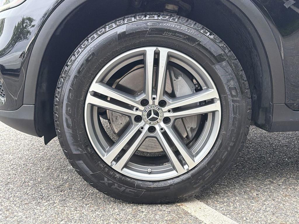 Thumbnail: 2020 Mercedes-Benz GLC - 8