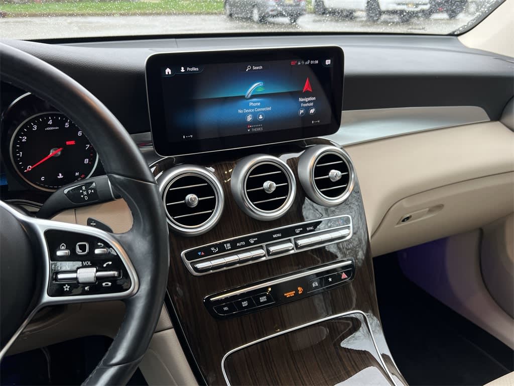 2022 Mercedes-Benz GLC 300 14