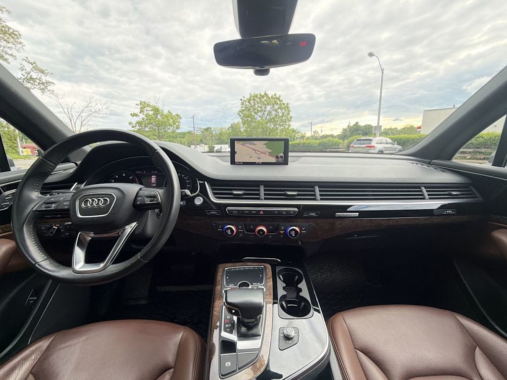 Thumbnail: 2018 Audi Q7 - 10