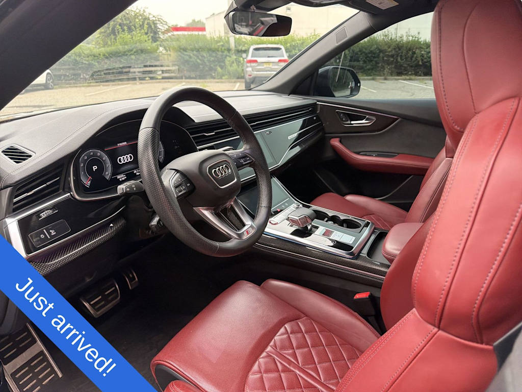 Thumbnail: 2023 Audi SQ8 - 2