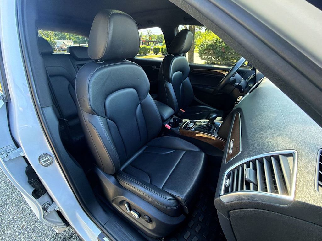 Thumbnail: 2017 Audi Q5 - 12