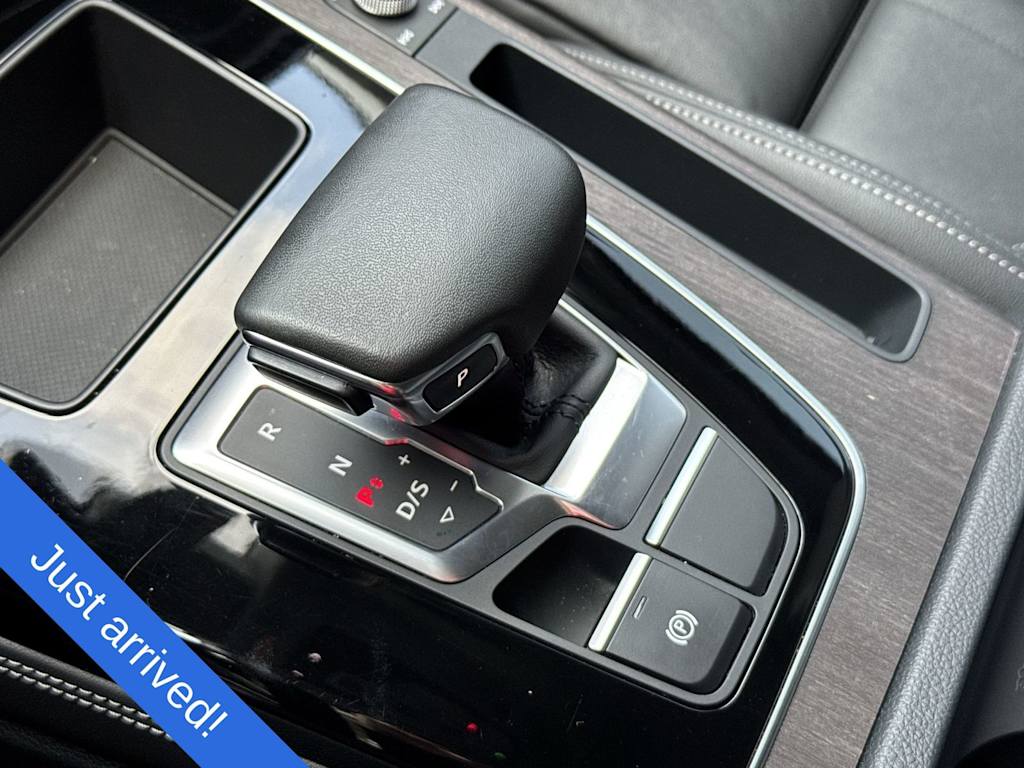 Thumbnail: 2024 Audi Q5 - 16