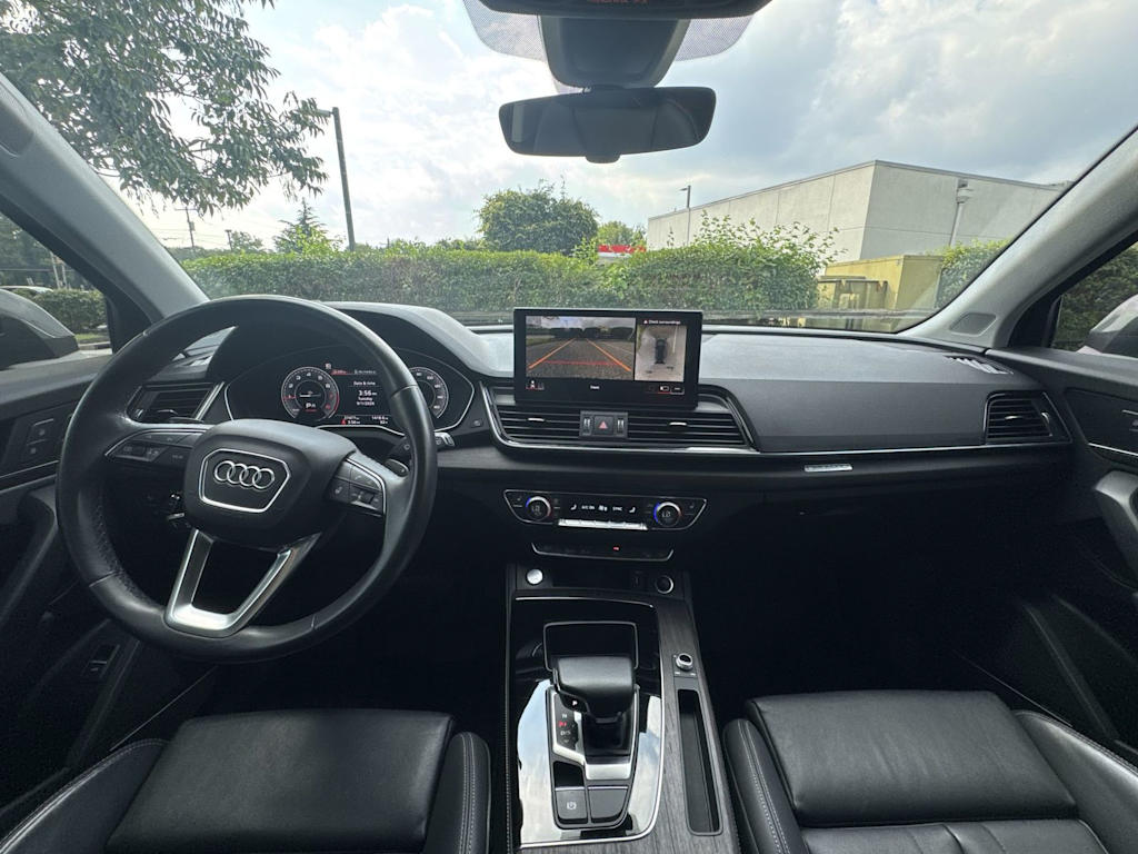 Thumbnail: 2024 Audi Q5 - 10