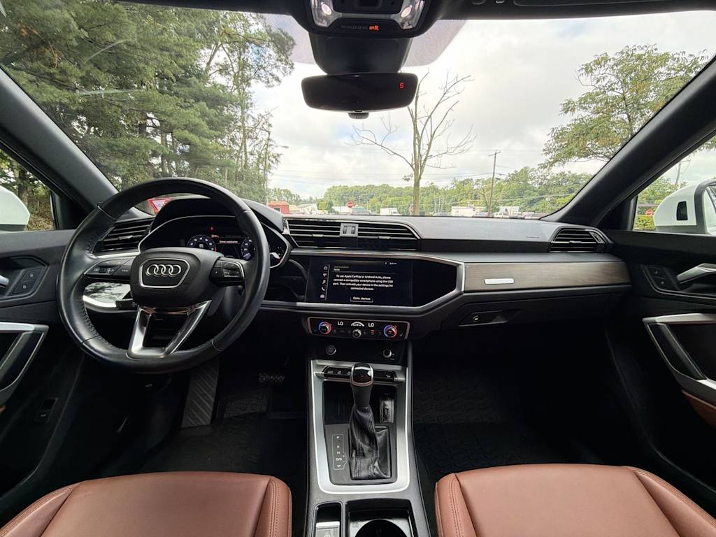 Thumbnail: 2020 Audi Q3 - 10