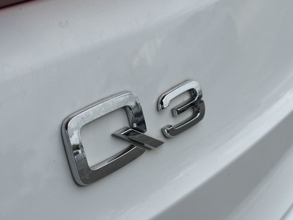 Thumbnail: 2020 Audi Q3 - 7
