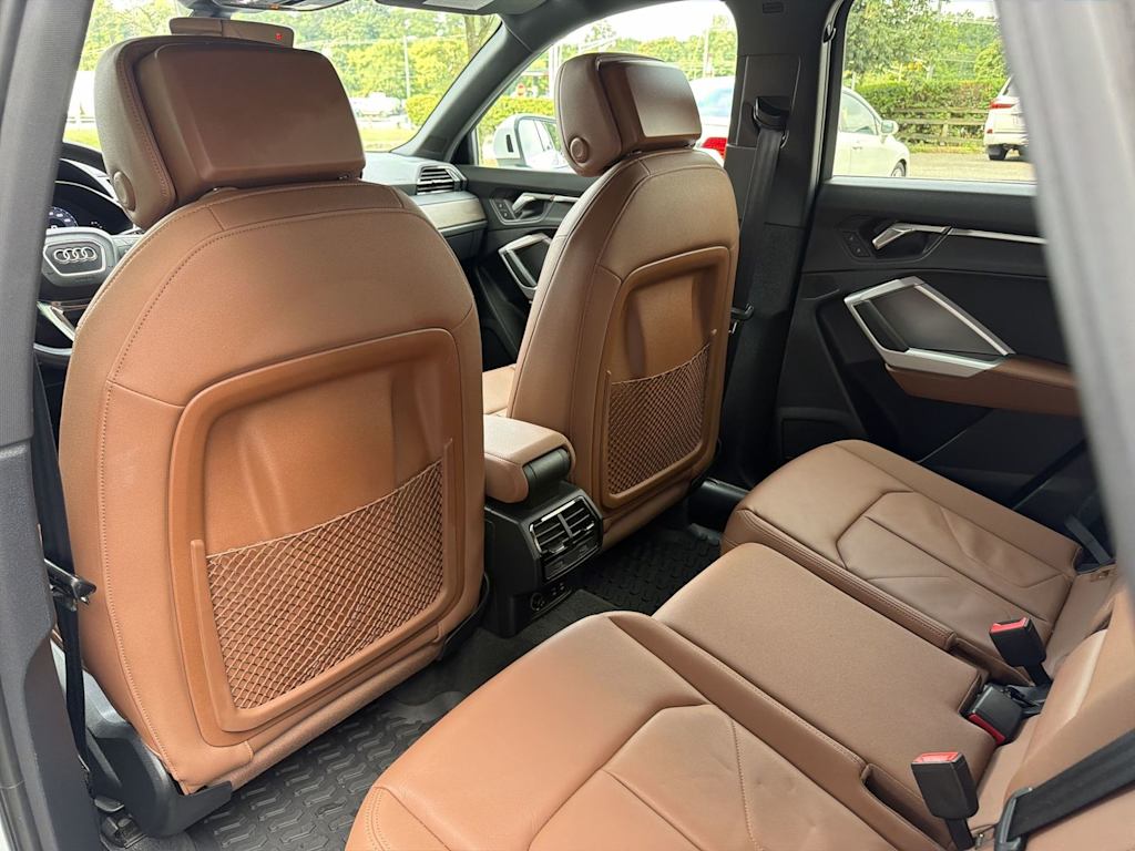 Thumbnail: 2020 Audi Q3 - 13