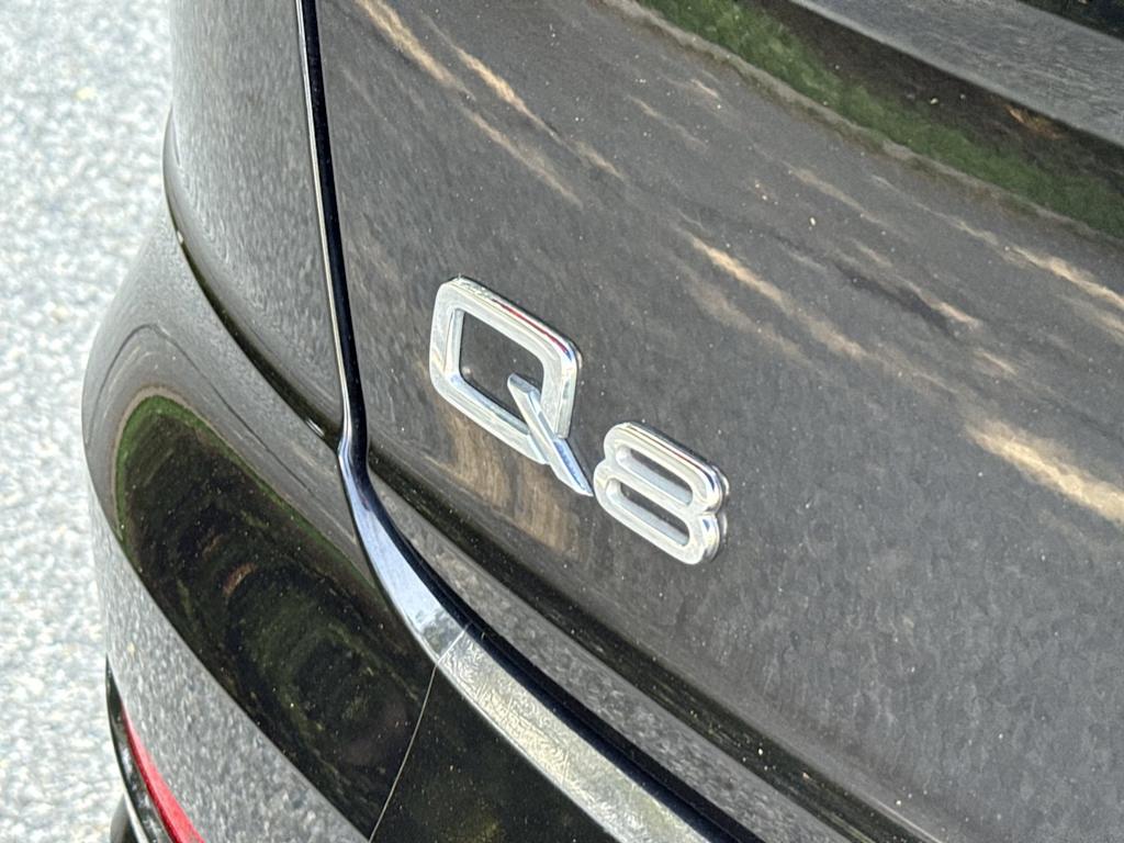Thumbnail: 2020 Audi Q8 - 7