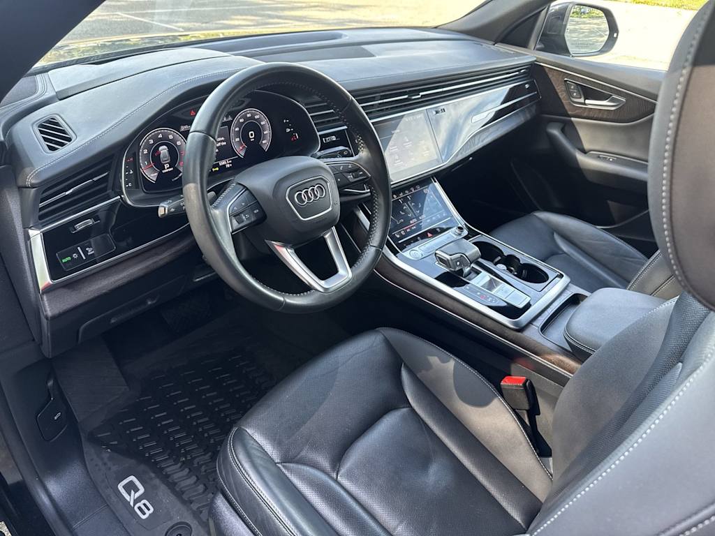 Thumbnail: 2020 Audi Q8 - 2