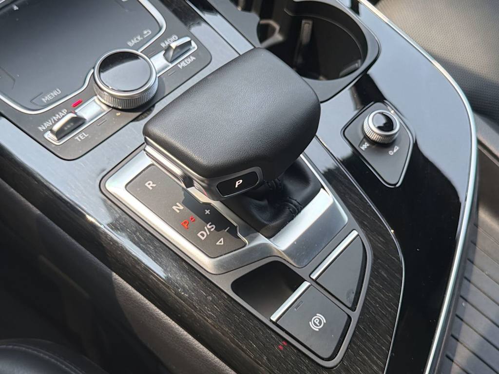 Thumbnail: 2019 Audi Q7 - 16