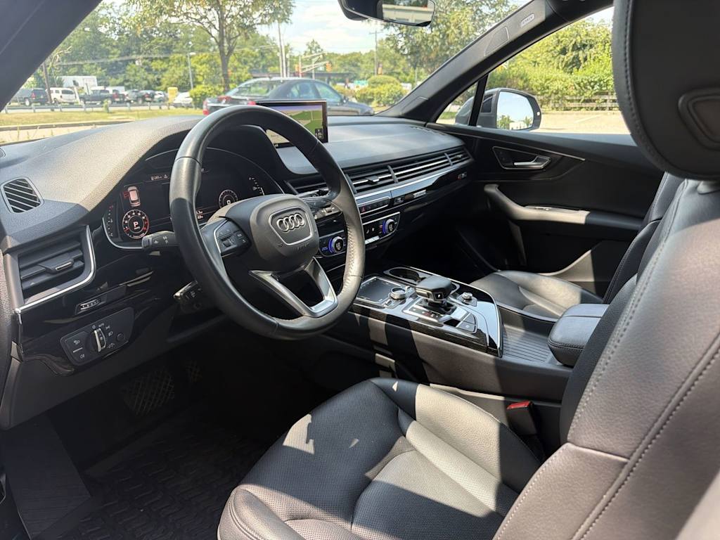 Thumbnail: 2019 Audi Q7 - 2