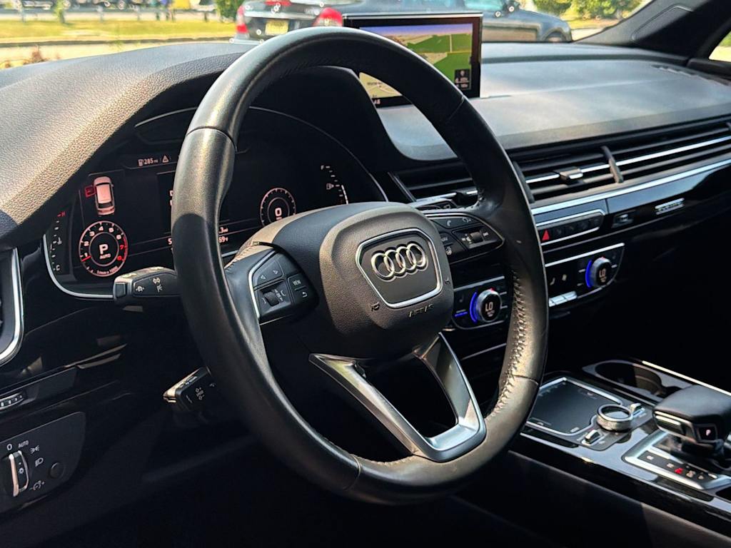 Thumbnail: 2019 Audi Q7 - 14