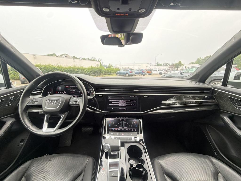 Thumbnail: 2021 Audi Q7 - 10