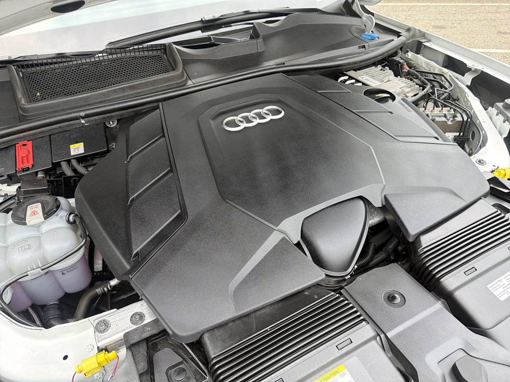 Thumbnail: 2021 Audi Q7 - 9
