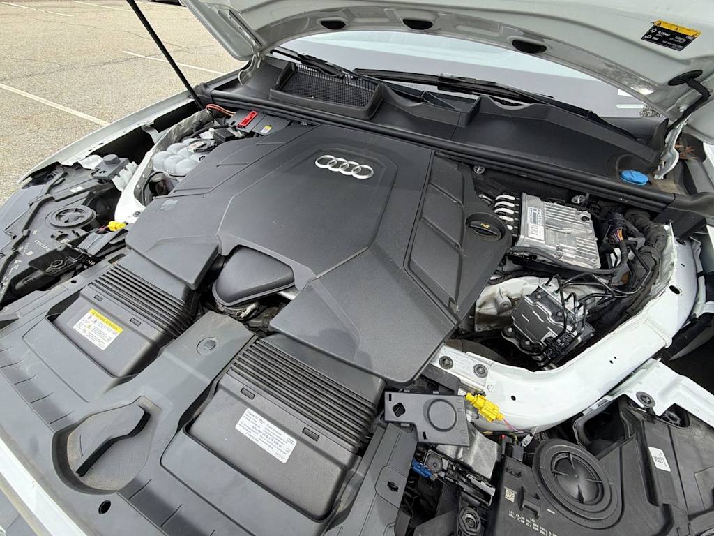 Thumbnail: 2022 Audi Q7 - 9