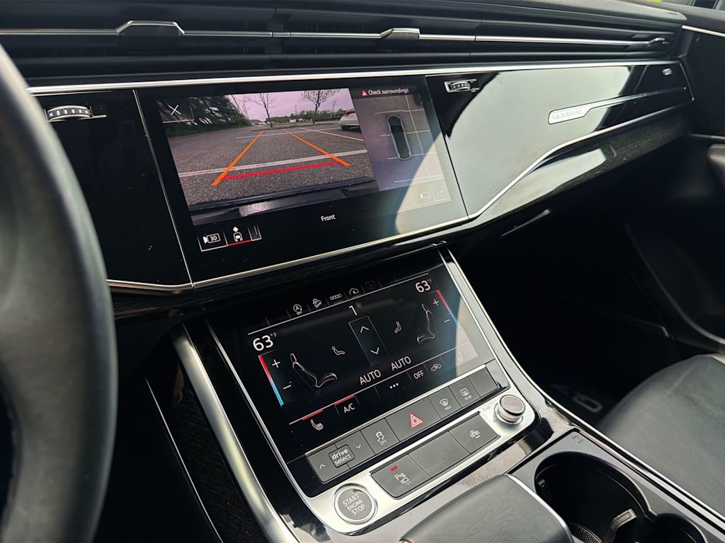 Thumbnail: 2022 Audi Q7 - 15