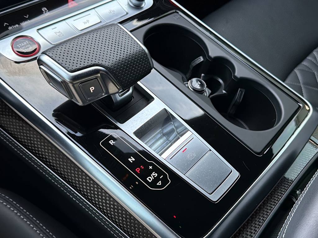 Thumbnail: 2024 Audi SQ7 - 14