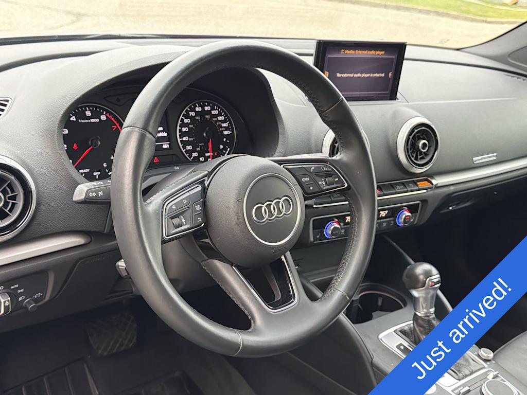 Thumbnail: 2019 Audi A3 - 10