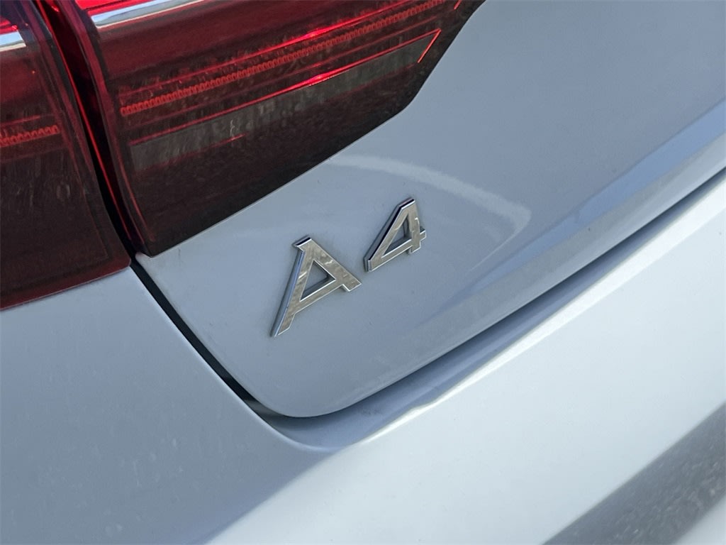2022 Audi A4  24