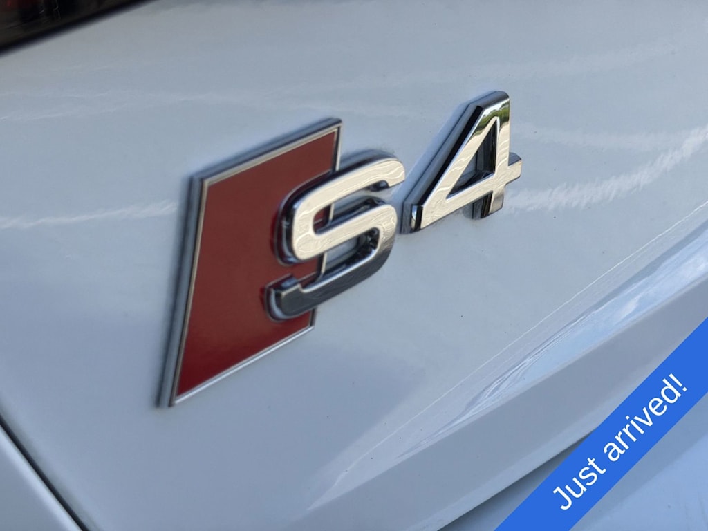 Thumbnail: 2022 Audi S4 - 7