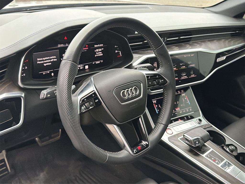 Thumbnail: 2020 Audi S6 - 14