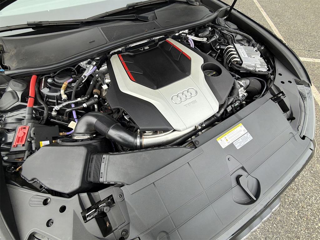 Thumbnail: 2020 Audi S6 - 9