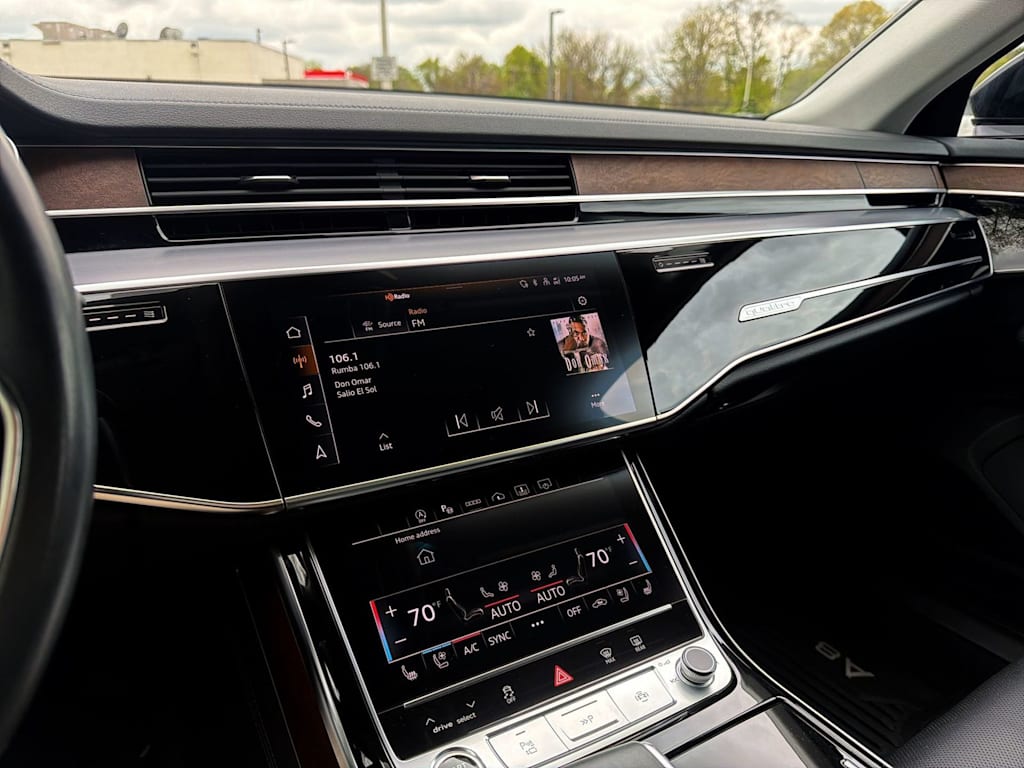Thumbnail: 2023 Audi A8 - 27