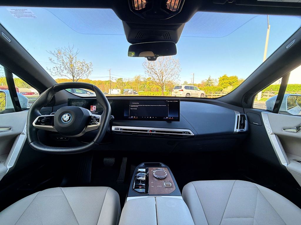 Thumbnail: 2024 BMW iX - 9