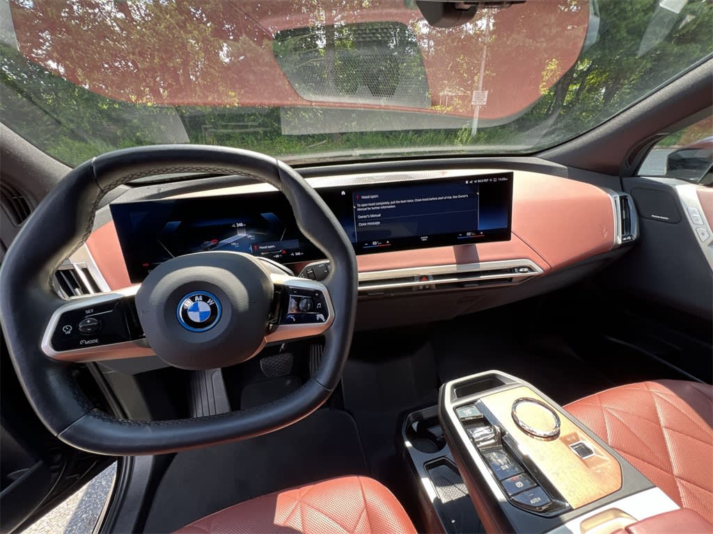 Thumbnail: 2023 BMW iX - 2