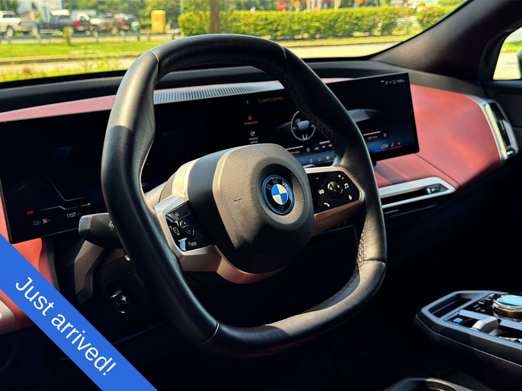 Thumbnail: 2024 BMW iX - 13