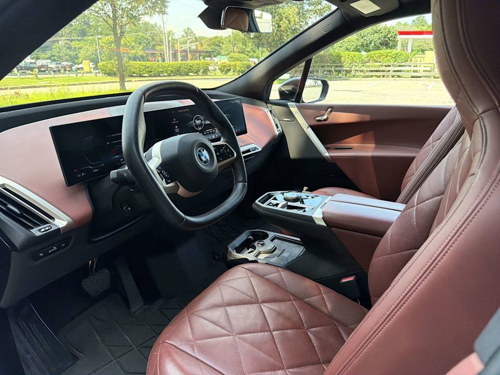 Thumbnail: 2024 BMW iX - 2