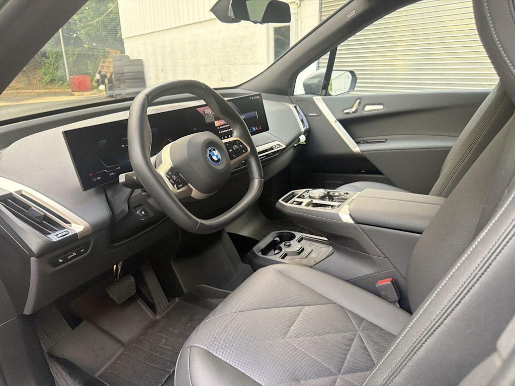 Thumbnail: 2024 BMW iX - 2