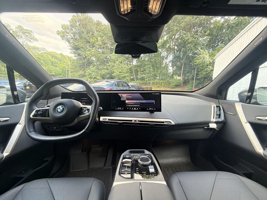 Thumbnail: 2024 BMW iX - 9