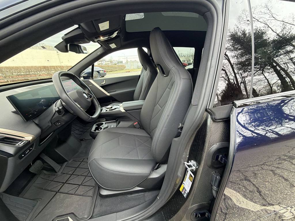 Thumbnail: 2026 BMW iX - 26