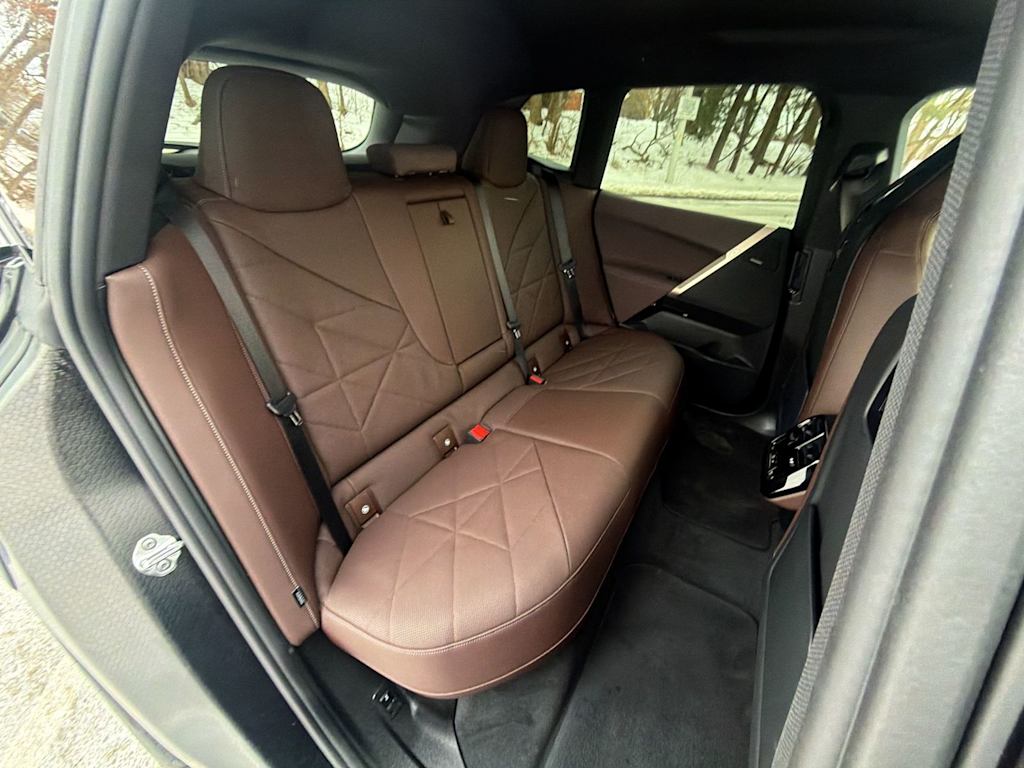 Thumbnail: 2026 BMW iX - 27