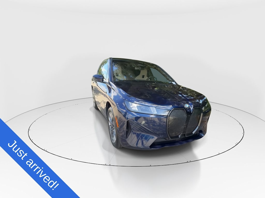 Thumbnail: 2026 BMW iX - 7