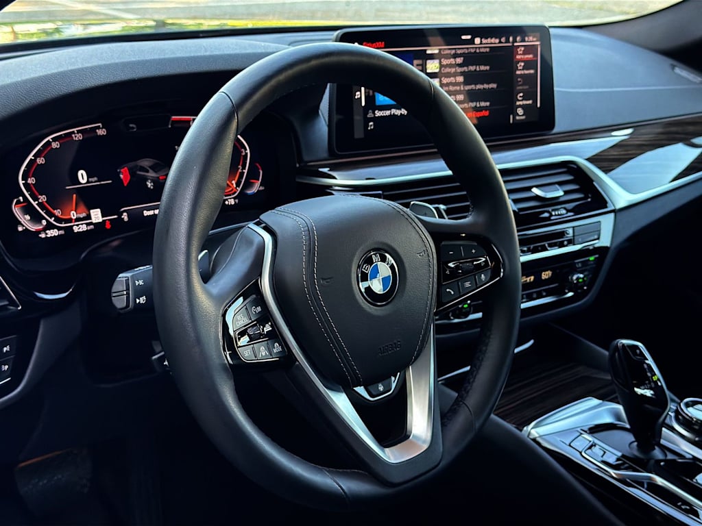 Thumbnail: 2023 BMW 5 Series - 14