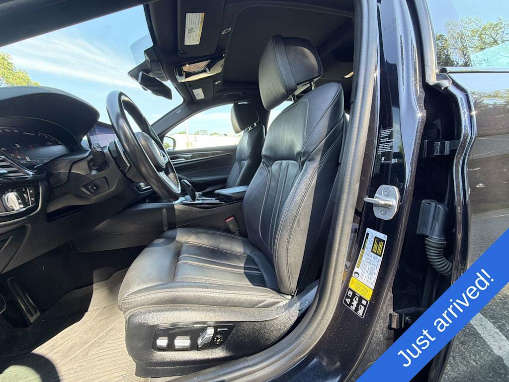 Thumbnail: 2022 BMW 5 Series - 11