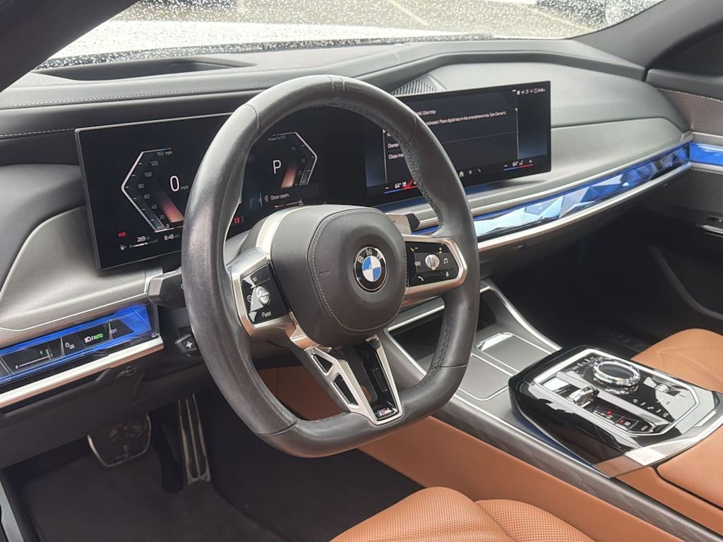 Thumbnail: 2023 BMW 7 Series - 10