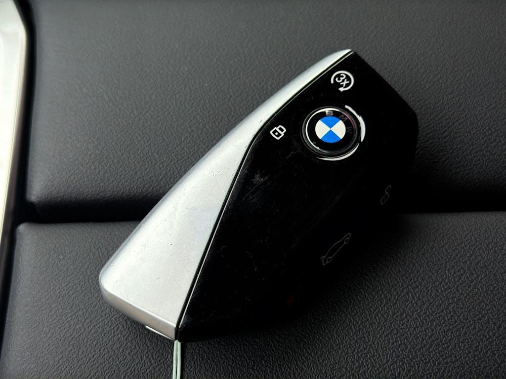 Thumbnail: 2026 BMW 7 Series - 16