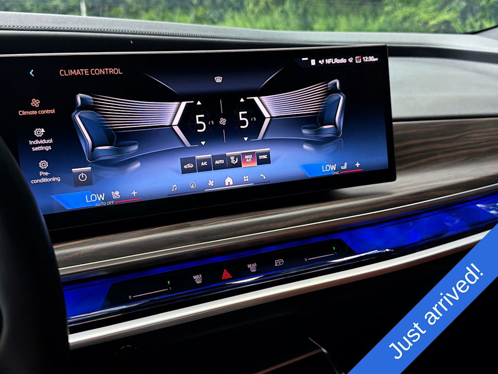 Thumbnail: 2024 BMW 7 Series - 15
