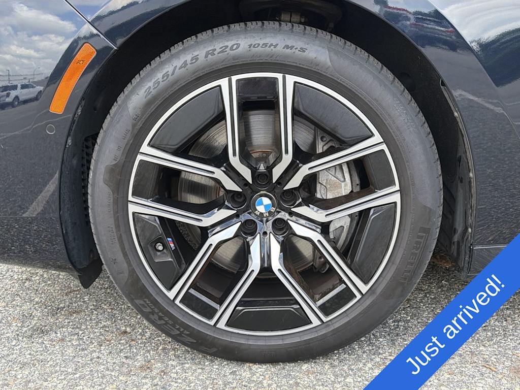 Thumbnail: 2024 BMW 7 Series - 8