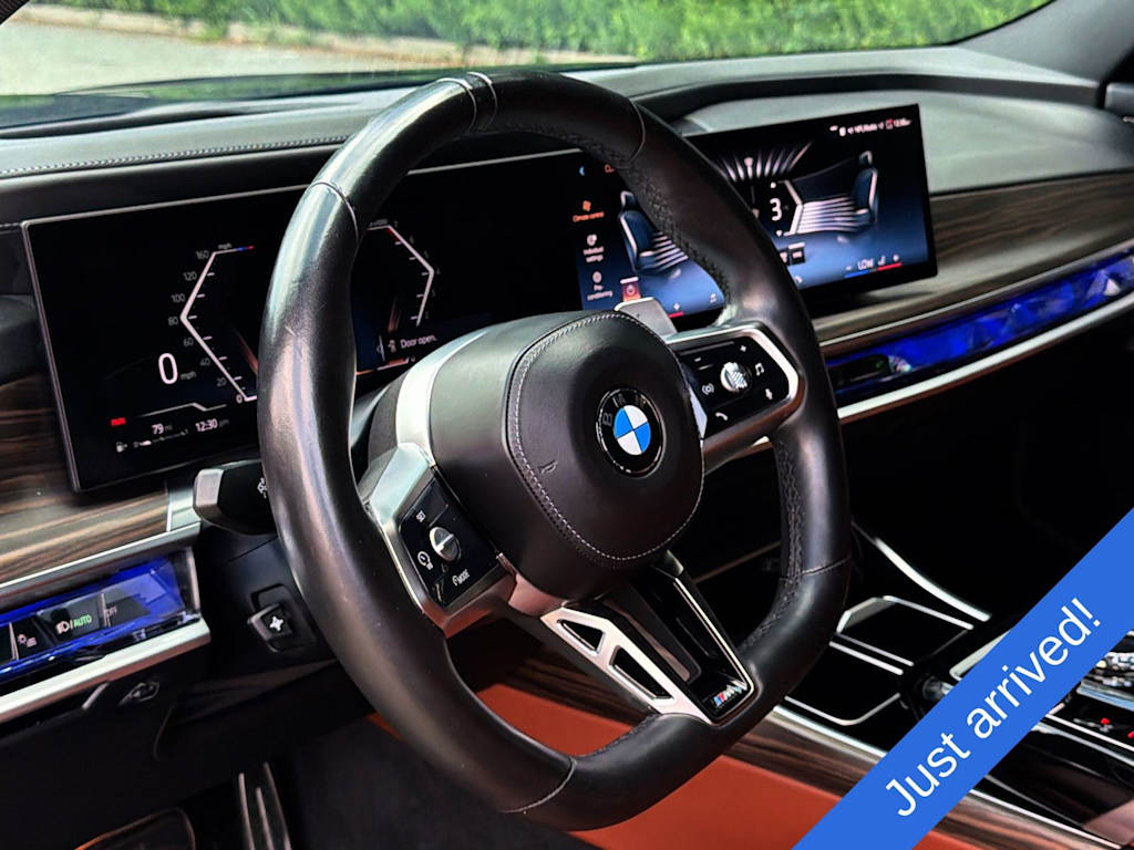 Thumbnail: 2024 BMW 7 Series - 14