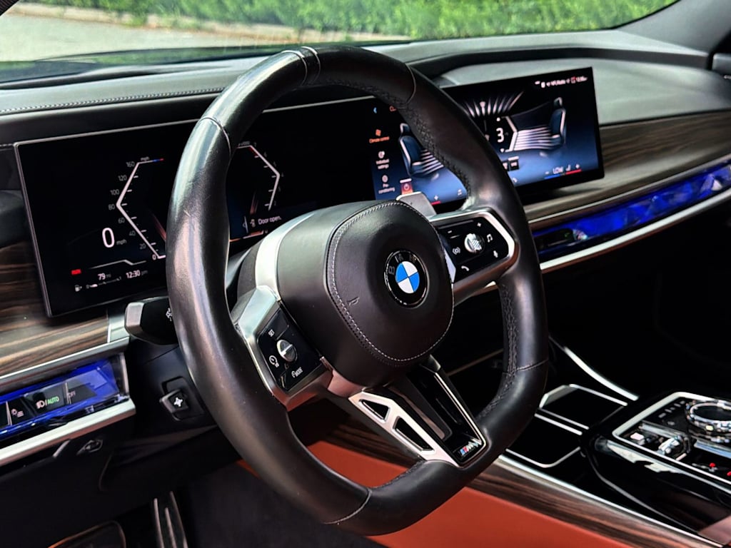 Thumbnail: 2024 BMW 7 Series - 14