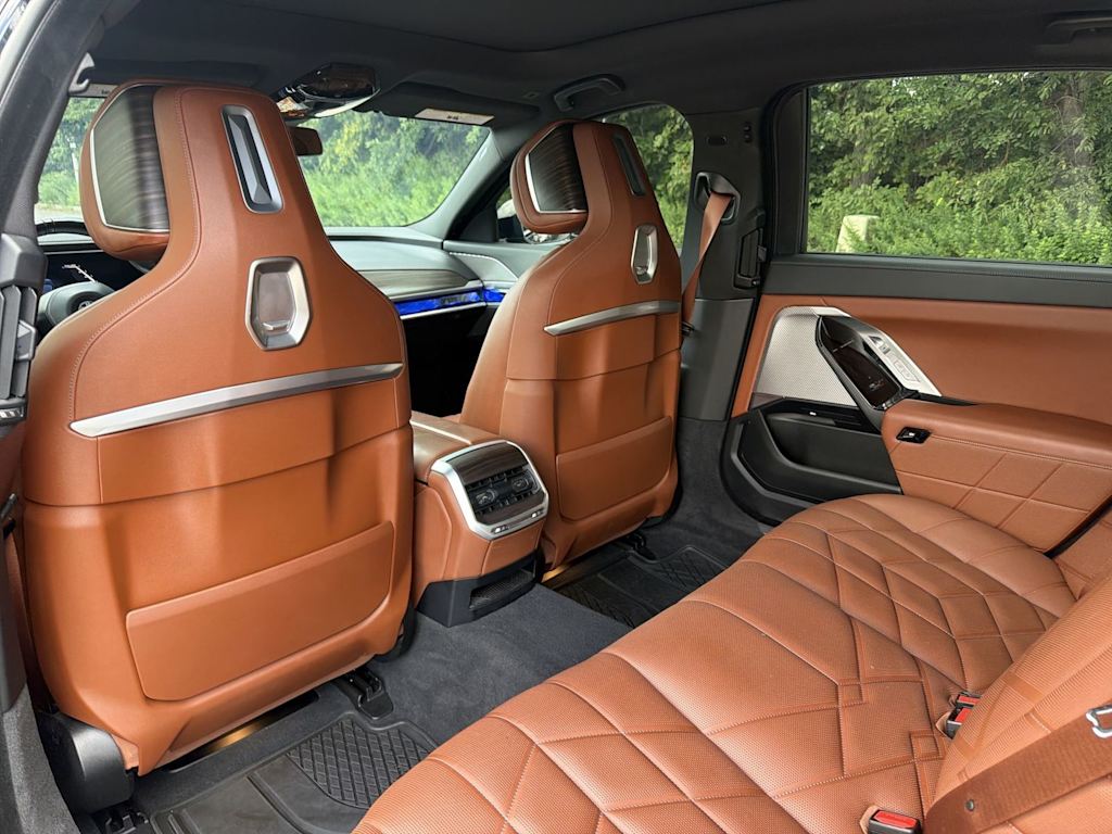 Thumbnail: 2024 BMW 7 Series - 13