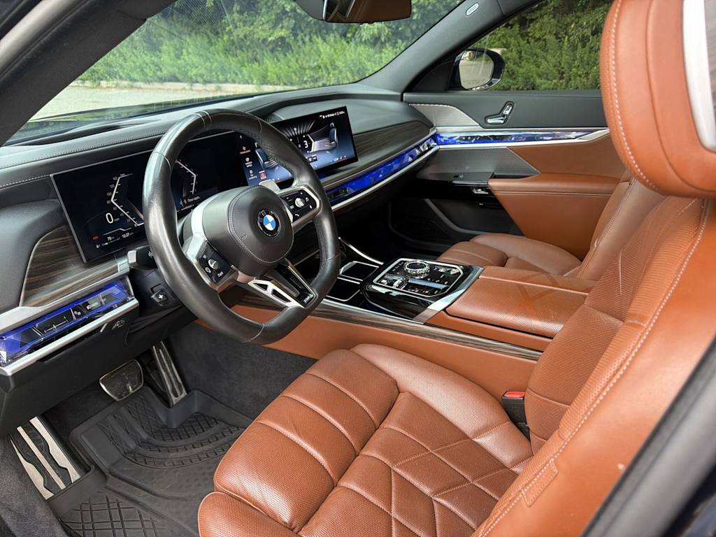 Thumbnail: 2024 BMW 7 Series - 2