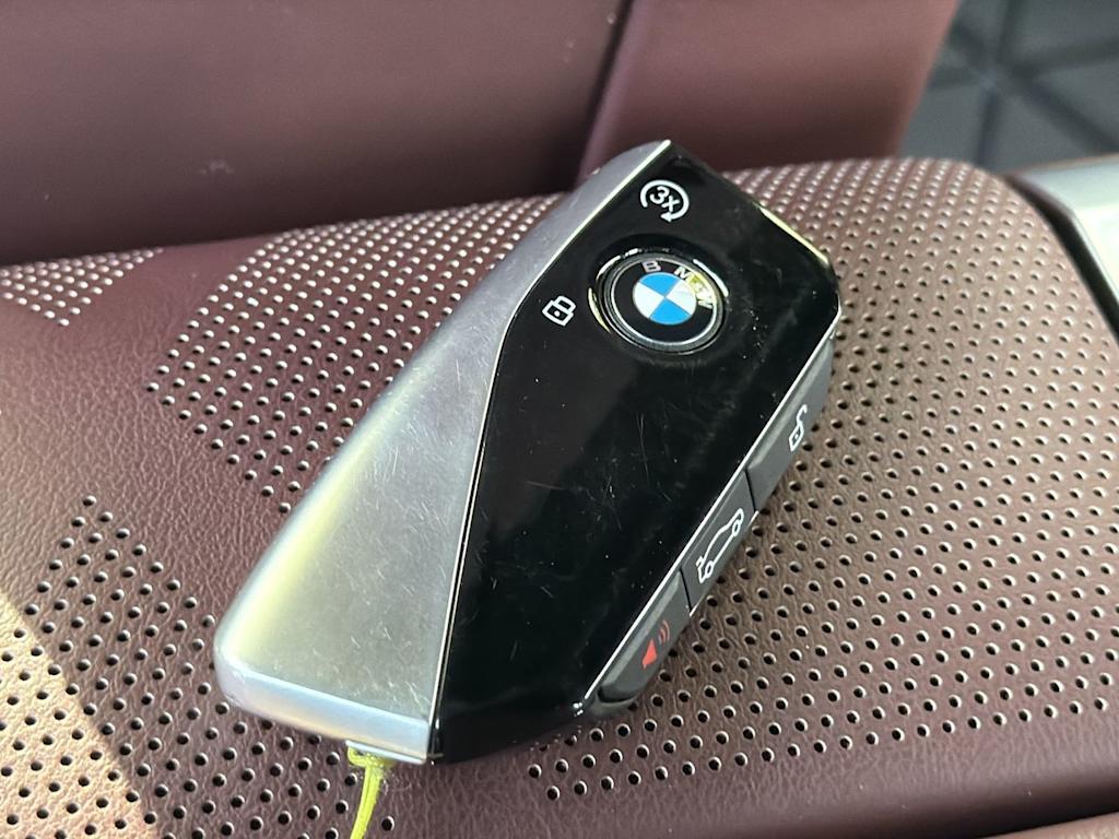 Thumbnail: 2025 BMW 7 Series - 18