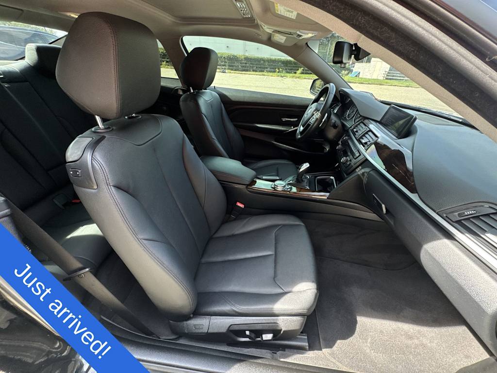 Thumbnail: 2015 BMW 4 Series - 23