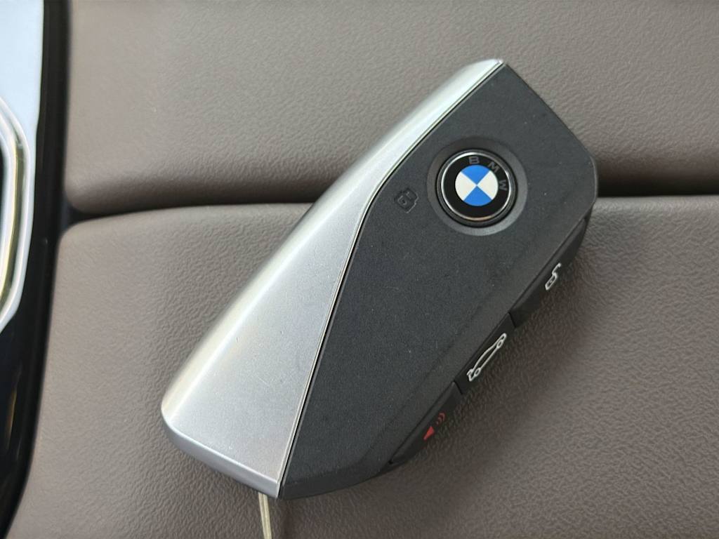 Thumbnail: 2026 BMW 5 Series - 18